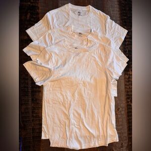 NWOT Men’s 3-pack Plain White T-Shirts Size Small Target Deal Worthy Brand